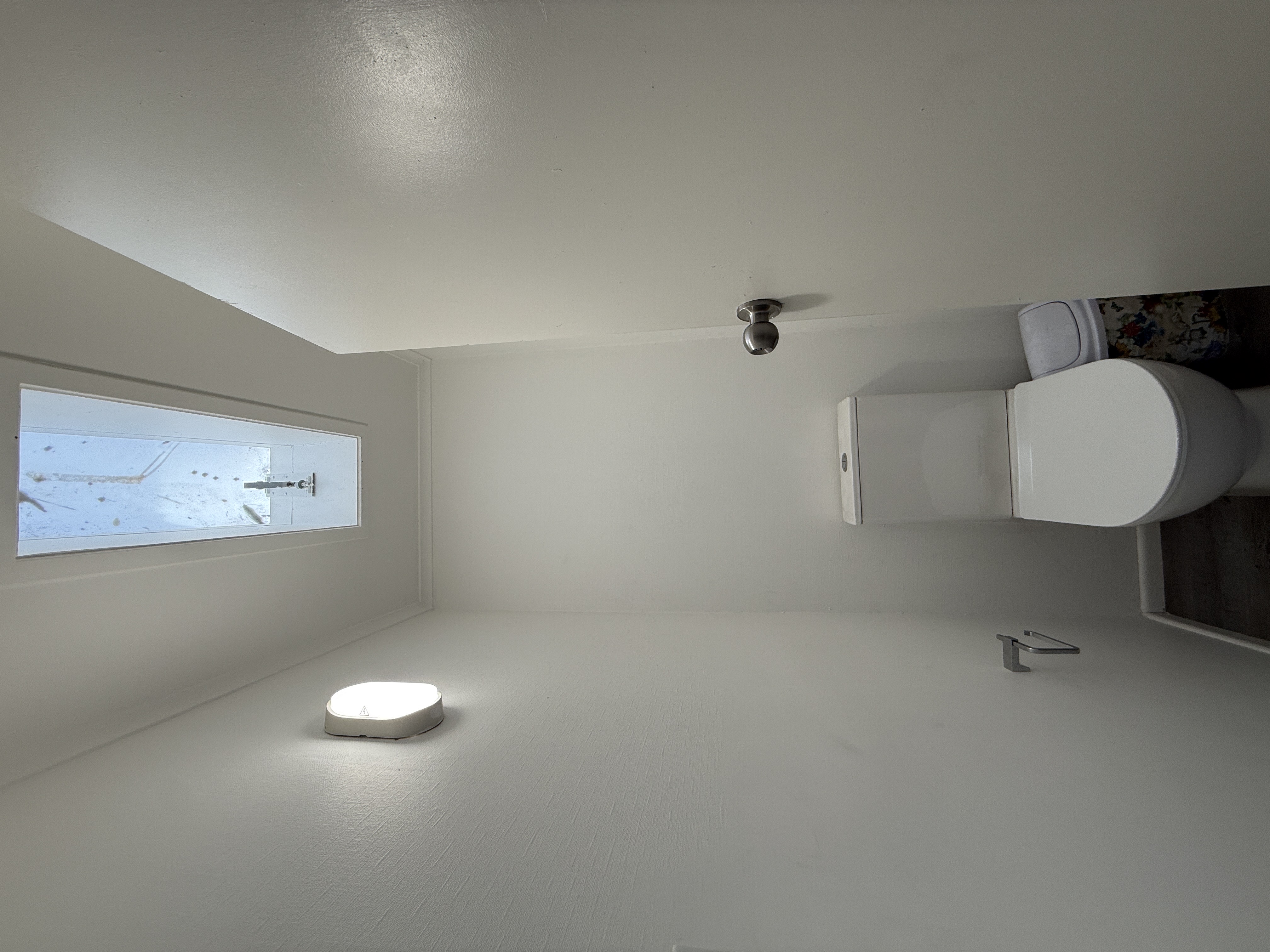 Modern CBD Apartment, Three Bedrooms, Fully Furnished