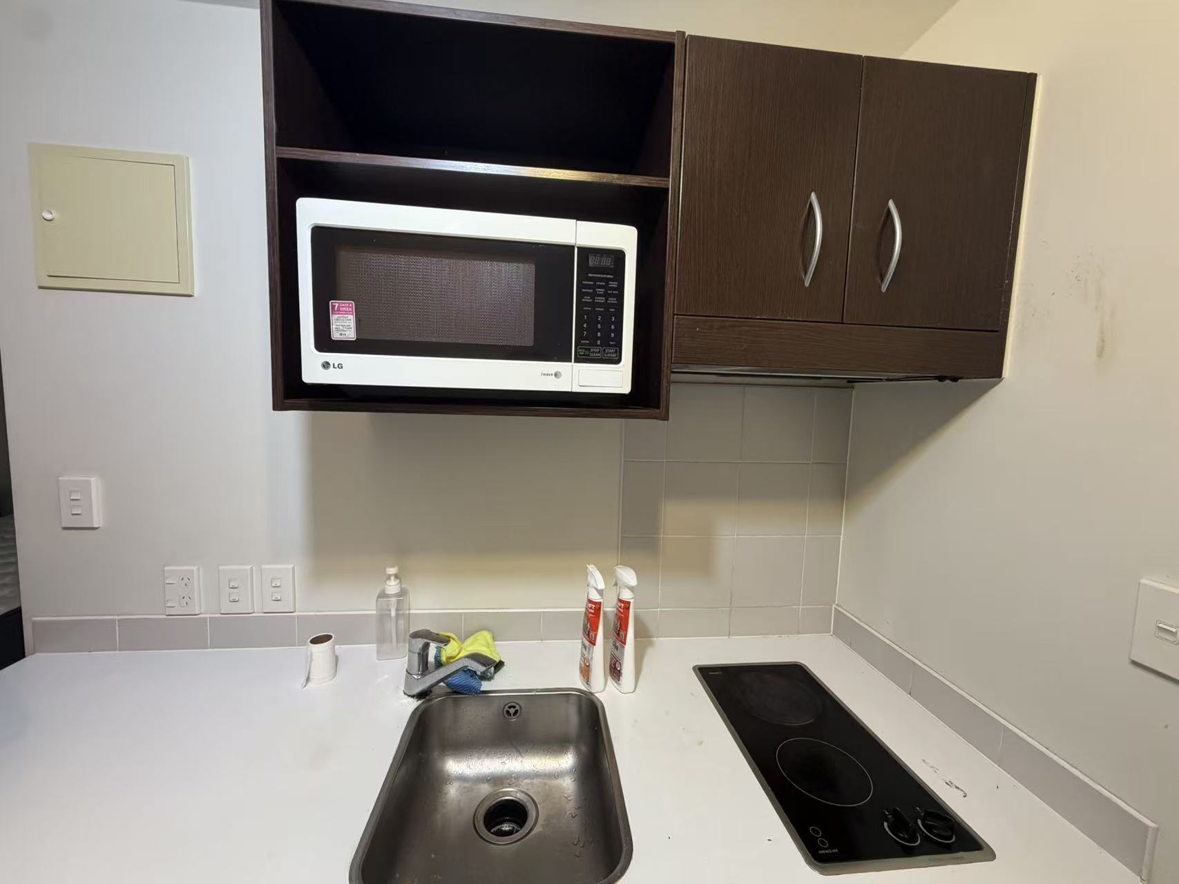 The Statesman | Well-Managed CBD Building | Studio with Balcony | Near UoA &amp; AUT | $430/wk