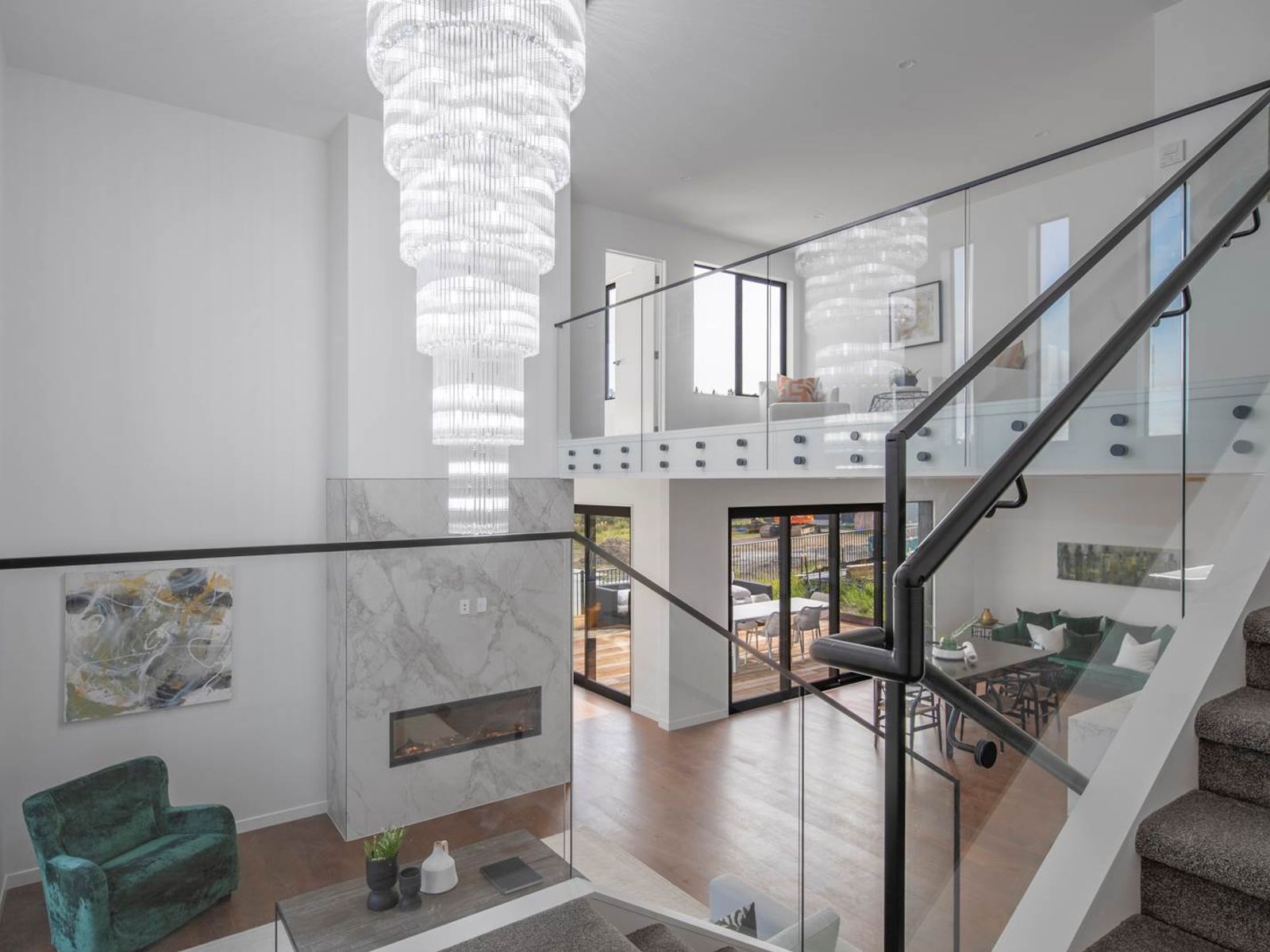 Stylish 2 Bedroom Home in Prime Location