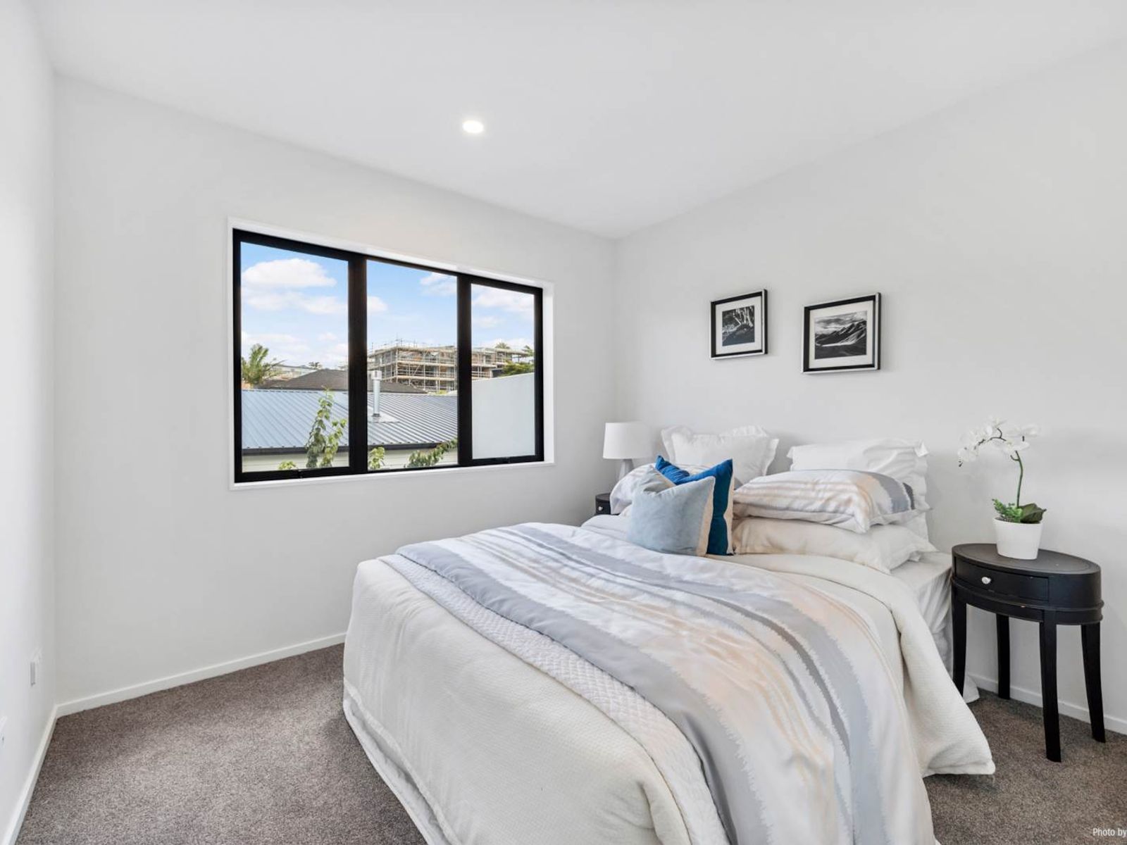 Stunning New-Build Unit in Howick with Luxurious Features