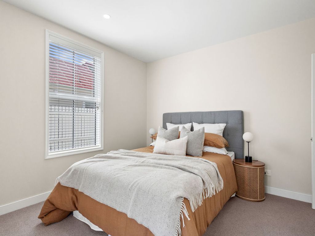 Charming 2-Bedroom Home in Auckland Central