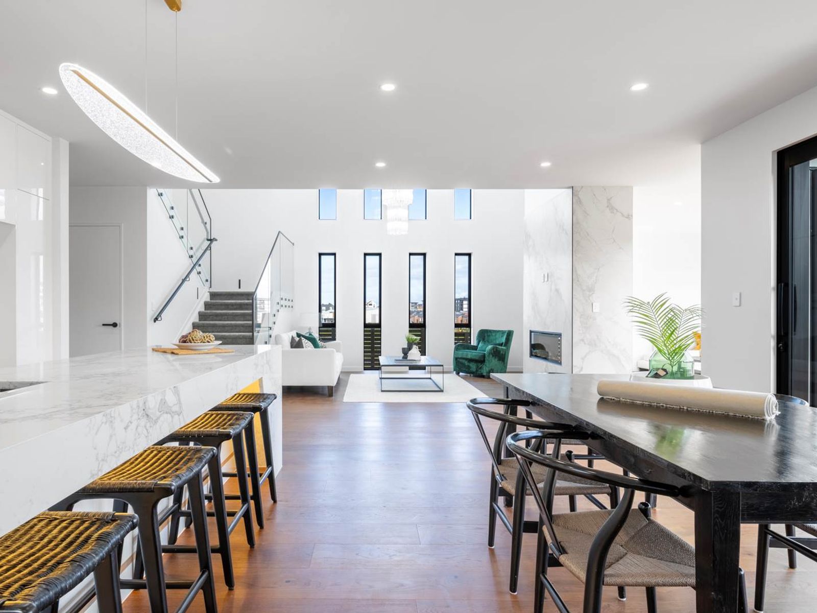 Stylish 2 Bedroom Home in Prime Location